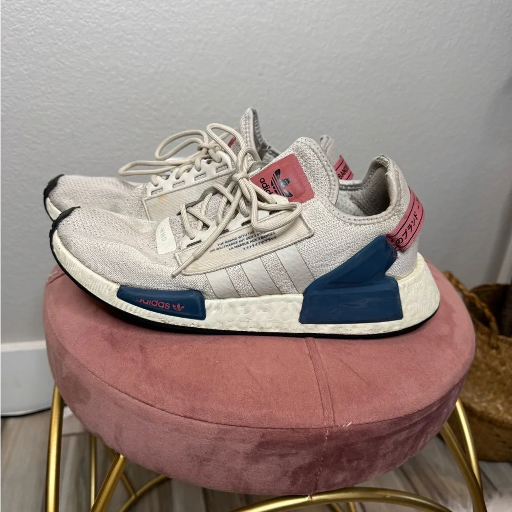 Adidas NMD R1 Men's Size 9 1/2‎ Cream White Blue Boost Running Shoes Primeknit